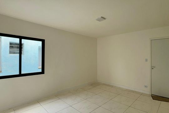 Sala de apartamento à venda com 2 quartos, 62m² em Vila Madalena, São Paulo