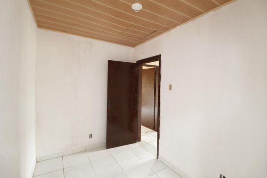 Quarto 2 de casa à venda com 3 quartos, 212m² em Sarandi, Porto Alegre