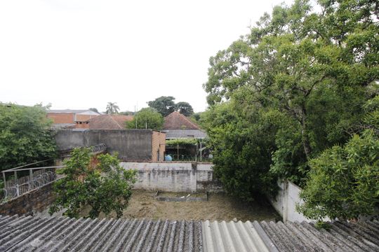 Vista de casa à venda com 3 quartos, 212m² em Sarandi, Porto Alegre