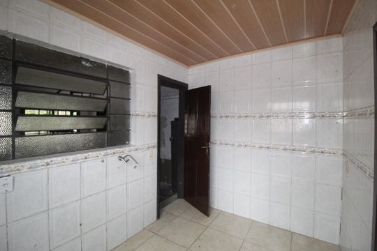 Cozinha de casa à venda com 3 quartos, 212m² em Sarandi, Porto Alegre