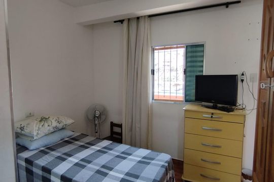 Suíte de casa à venda com 10 quartos, 373m² em Jardim Botucatu, São Paulo