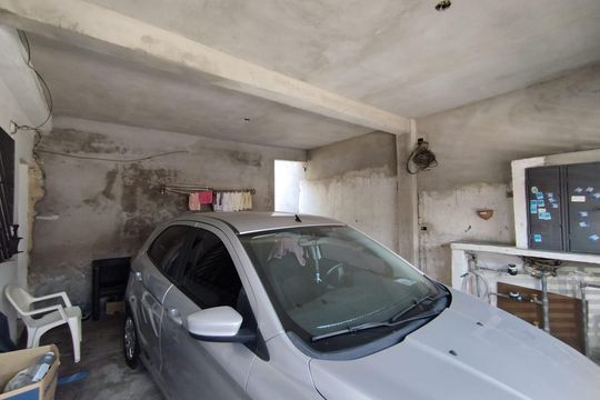 Garagem de casa à venda com 10 quartos, 373m² em Jardim Botucatu, São Paulo