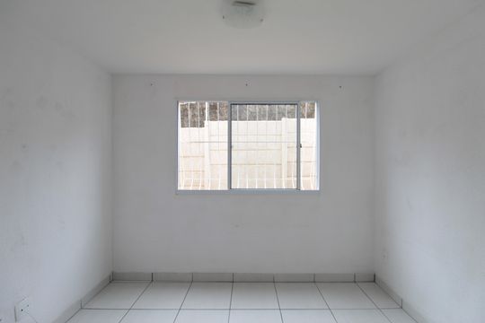 Sala de apartamento para alugar com 2 quartos, 46m² em Trevo, Belo Horizonte