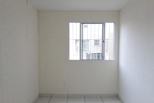 Quarto 2 de apartamento para alugar com 2 quartos, 46m² em Trevo, Belo Horizonte
