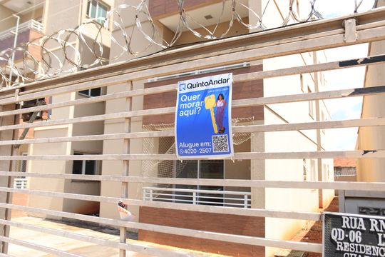Plaquinha de apartamento para alugar com 2 quartos, 52m² em Setor Centro Oeste, Goiânia