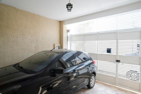 Garagem de casa à venda com 2 quartos, 144m² em Vila Vivaldi, São Bernardo do Campo