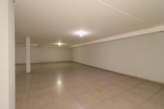 Garagem de apartamento à venda com 3 quartos, 62m² em Vila Lucinda, Santo André