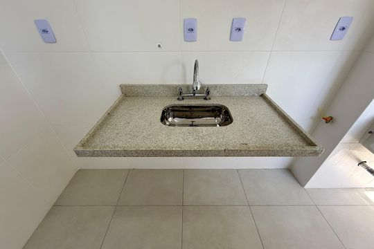 Cozinha de apartamento à venda com 1 quarto, 35m² em Santo Amaro, São Paulo