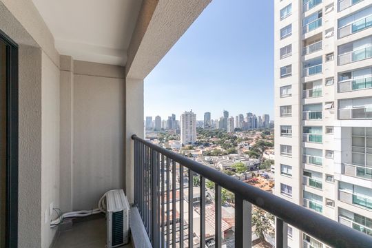 Varanda de kitnet/studio para alugar com 1 quarto, 24m² em Vila Cordeiro, São Paulo