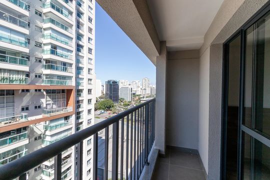 Varanda de kitnet/studio para alugar com 1 quarto, 24m² em Vila Cordeiro, São Paulo