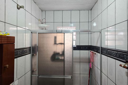 Banheiro Social de casa à venda com 2 quartos, 153m² em Vila Sao Marcos, São Bernardo do Campo