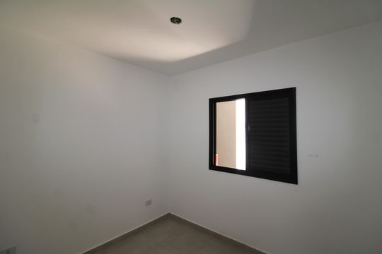 Quarto 1 de kitnet/studio à venda com 2 quartos, 38m² em Vila Isolina Mazzei, São Paulo