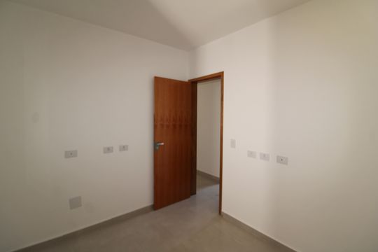Quarto 1 de kitnet/studio à venda com 2 quartos, 38m² em Vila Isolina Mazzei, São Paulo
