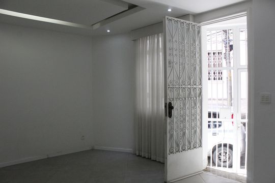Sala de casa de condomínio à venda com 3 quartos, 103m² em Tijuca, Rio de Janeiro