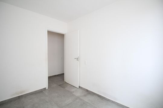 Quarto 1 de apartamento para alugar com 2 quartos, 44m² em Jardim Maria Duarte, São Paulo