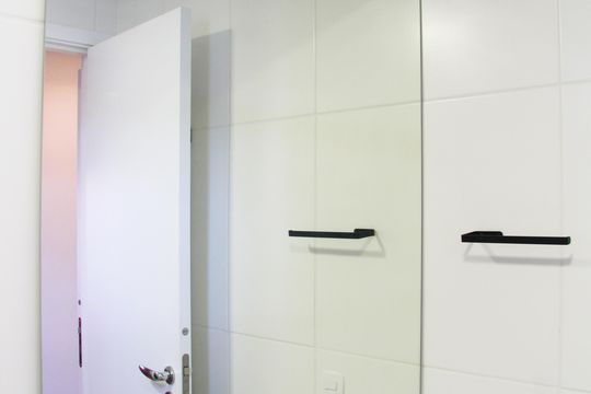 Banheiro da Suíte  de apartamento à venda com 2 quartos, 79m² em Vila Augusta, Guarulhos