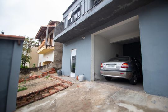 Garagem de casa para alugar com 2 quartos, 240m² em Parque Morumbi, Votorantim