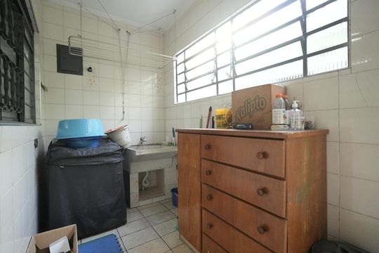 Área de Serviço de casa à venda com 3 quartos, 196m² em Vila Camilópolis, Santo André