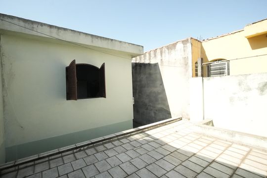 Quintal de casa à venda com 3 quartos, 196m² em Vila Camilópolis, Santo André
