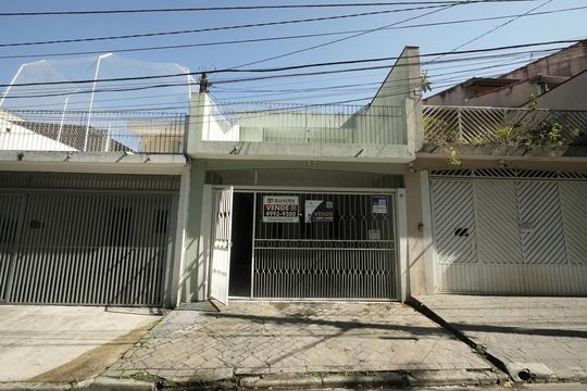 Fachada de casa à venda com 3 quartos, 196m² em Vila Camilópolis, Santo André