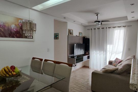 Sala de apartamento à venda com 3 quartos, 67m² em Jardim Nova Europa, Campinas