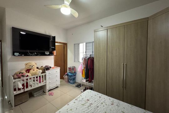 Quarto de casa à venda com 2 quartos, 307m² em Vila Nova Jundiainopolis, Jundiaí