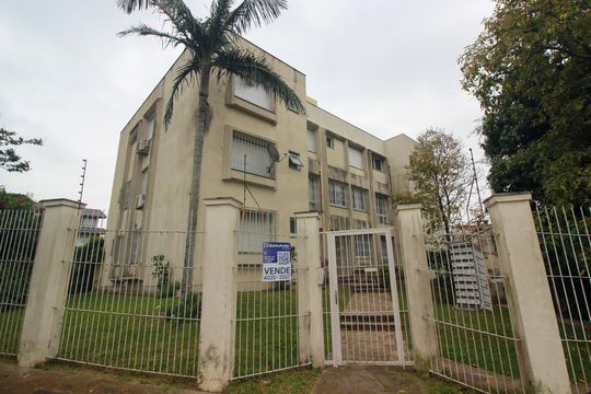 Fachada do Prédio de apartamento à venda com 2 quartos, 61m² em Medianeira, Porto Alegre