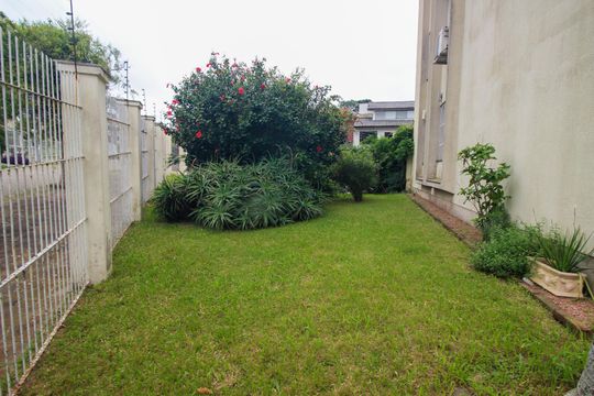 Jardim de apartamento à venda com 2 quartos, 61m² em Medianeira, Porto Alegre