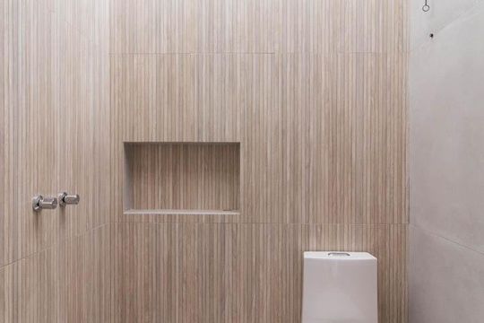Banheiro da Suíte de casa de condomínio à venda com 3 quartos, 96m² em Cavalhada, Porto Alegre