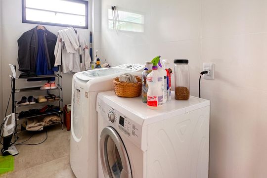 Área de Serviço de casa de condomínio para alugar com 4 quartos, 186m² em São João do Rio Vermelho, Florianópolis