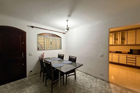 Sala  de casa para alugar com 2 quartos, 161m² em Jardim Monte Azul, São Paulo