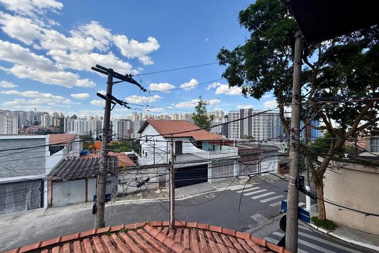 Vista Quarto 2 de casa para alugar com 2 quartos, 161m² em Jardim Monte Azul, São Paulo