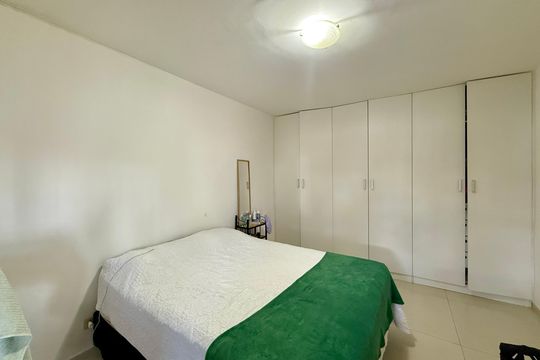 Quarto 1 de casa para alugar com 2 quartos, 161m² em Jardim Monte Azul, São Paulo