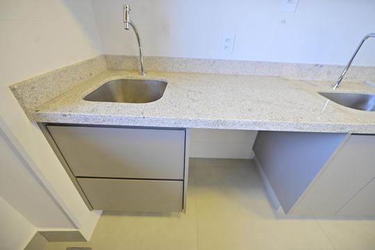 Cozinha de apartamento para alugar com 2 quartos, 69m² em Setor Bueno, Goiânia