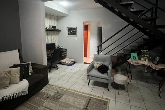 Casa à venda com 3 quartos, 160m² em Medeiros, Jundiaí