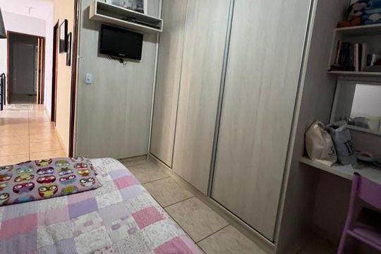 Quarto 2 de casa à venda com 3 quartos, 160m² em Medeiros, Jundiaí