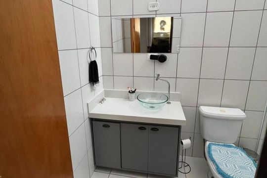 Banheiro Social de casa à venda com 3 quartos, 160m² em Medeiros, Jundiaí