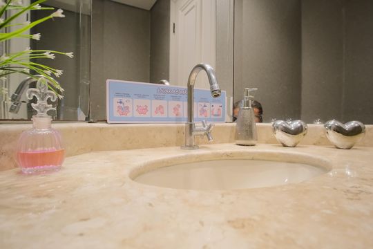 Lavabo de apartamento para alugar com 3 quartos, 200m² em Tatuapé, São Paulo