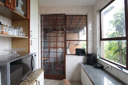Cozinha de casa à venda com 8 quartos, 660m² em Céu Azul, Belo Horizonte