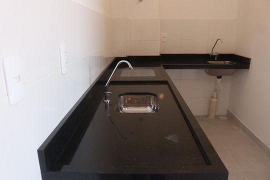 Cozinha de apartamento para alugar com 2 quartos, 34m² em Vila Palmares, Santo André
