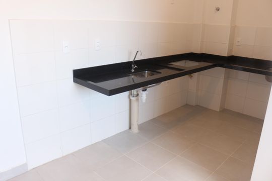 Cozinha de apartamento para alugar com 2 quartos, 34m² em Vila Palmares, Santo André