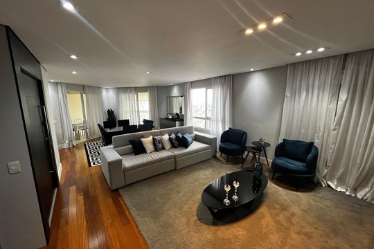 Apartamento à venda com 3 quartos, 144m² em Santa Teresinha, São Paulo