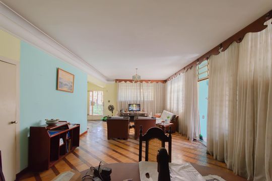 Casa à venda com 4 quartos, 400m² em Vila Monumento, São Paulo