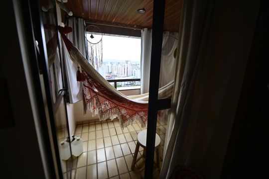 Sacada de casa de condomínio para alugar com 1 quarto, 44m² em Setor Oeste, Goiânia