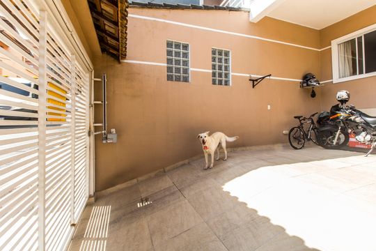 Garagem de casa à venda com 3 quartos, 118m² em Vila Boa Vista, Barueri