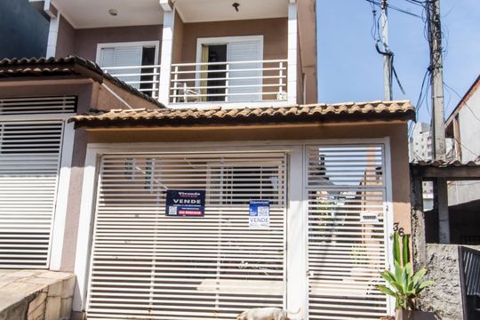 Fachada de casa à venda com 3 quartos, 118m² em Vila Boa Vista, Barueri