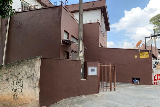 Quintal de casa à venda com 2 quartos, 300m² em Jardim Guanabara, Jundiaí