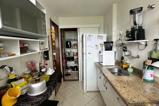 Cozinha de apartamento à venda com 2 quartos, 80m² em Recreio dos Bandeirantes, Rio de Janeiro