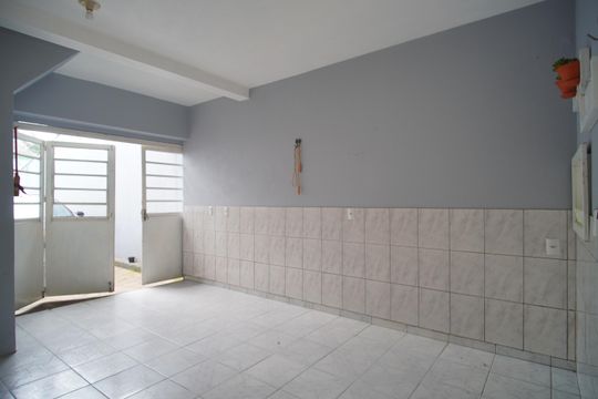 Garagem de casa para alugar com 5 quartos, 163m² em Roselândia, Novo Hamburgo