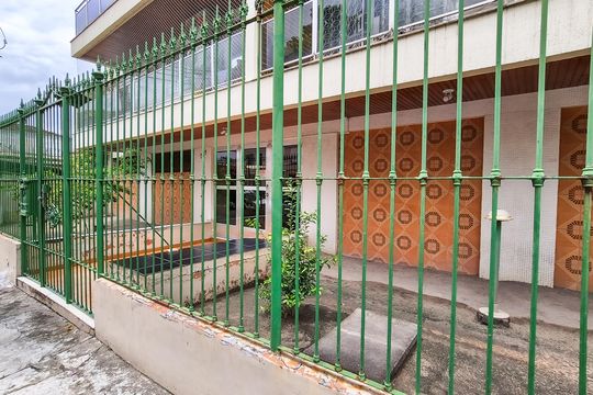 Frente do Prédio  de apartamento para alugar com 3 quartos, 103m² em Olaria, Rio de Janeiro